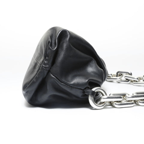 BOTTEGAVENETA The Chain Pouch Shoulder Bag black WS28971