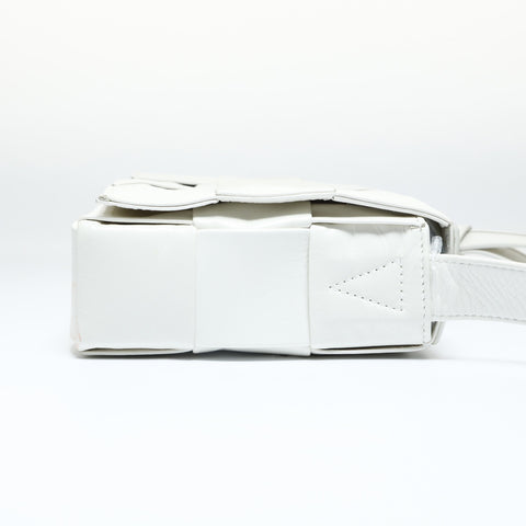 BOTTEGAVENETA Cassette INTRECCIATO Body Bag Shoulder Bag white WS28972