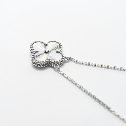 Van Cleef & Arpels Au750 Alhambra Guilloche White Gold Necklace Silver WS28981
