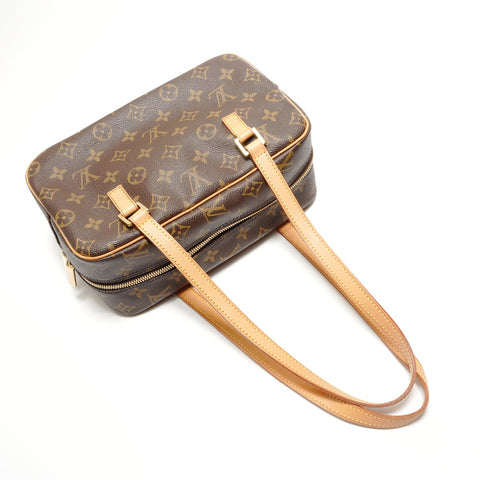 LOUIS VUITTON Monogram Cite MM, hergestellt im Jahr 2003. Umhängetasche Braun WS29021
