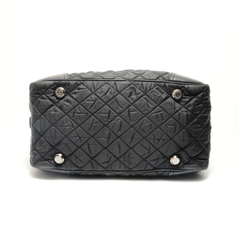 CHANEL Paris New York Line Matelassé Nylon Handtasche schwarz WS29023