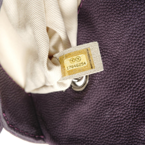 CHANEL Artikel Nr. 17, 2011-2012 Caviar Skin Chain Umhängetasche lila WS29037