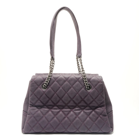 CHANEL Artikel Nr. 17, 2011-2012 Caviar Skin Chain Umhängetasche lila WS29037