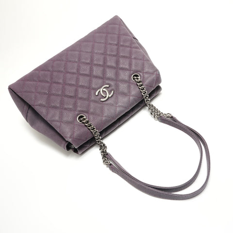CHANEL Artikel Nr. 17, 2011-2012 Caviar Skin Chain Umhängetasche lila WS29037