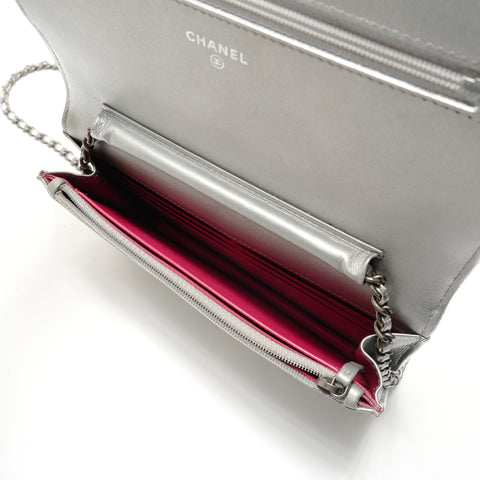CHANEL Item No. 24: Matelass Lambskin Chain Wallet Shoulder Bag Silver WS29088