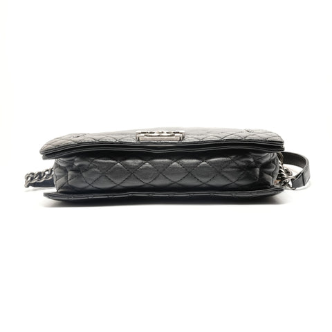 CHANEL Item No. 18: Boy Chanel Chain Shoulder Shoulder Bag black WS29090