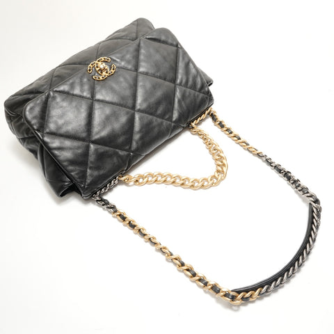 CHANEL Item No. 26, 2018-2019 Chanel 19 Lambskin Shoulder Bag black WS29125