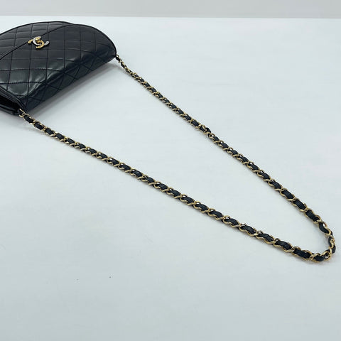 CHANEL Matelassé Shoulder Bag black WS30005