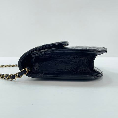 CHANEL Matelassé Shoulder Bag black WS30005