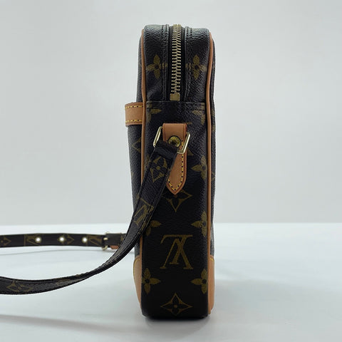 LOUIS VUITTON Danube Shoulder Bag Brown WS30010
