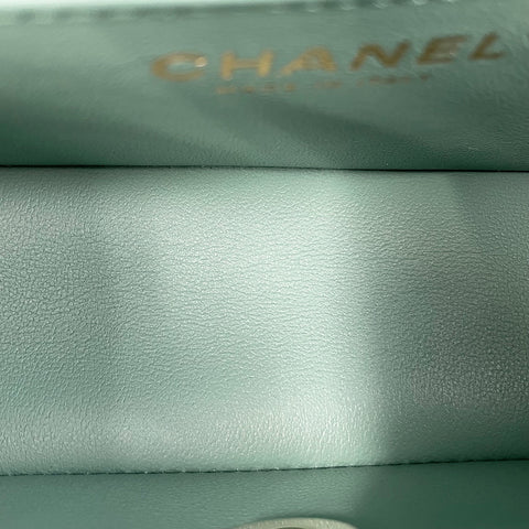 CHANEL Mini Matelassé Shoulder Bag green WS30014