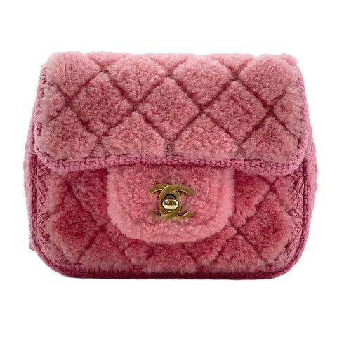 CHANEL Mini Matelassé Shoulder Bag pink WS30024