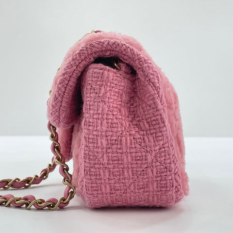 CHANEL Sheepskin Mini Matelass Shoulder Bag pink WS30024