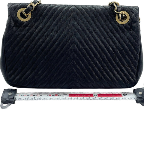 CHANEL Shoulder Bag black WS30026