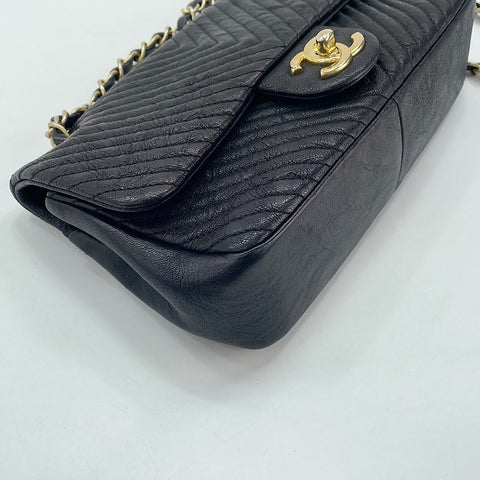 CHANEL Shoulder Bag black WS30026