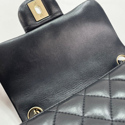 CHANEL Mini Matelassé Shoulder Bag black WS30029