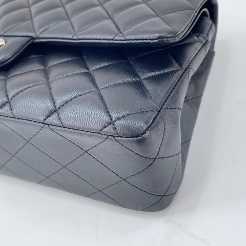 CHANEL Matelassé 25 Shoulder Bag black WS30030