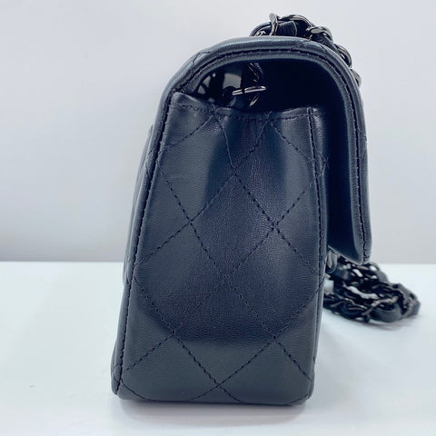 CHANEL Mini Matelassé Shoulder Bag black WS30031
