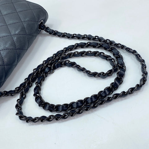CHANEL Matelassé Shoulder Bag black WS30032