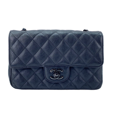 CHANEL Matelassé Shoulder Bag black WS30032
