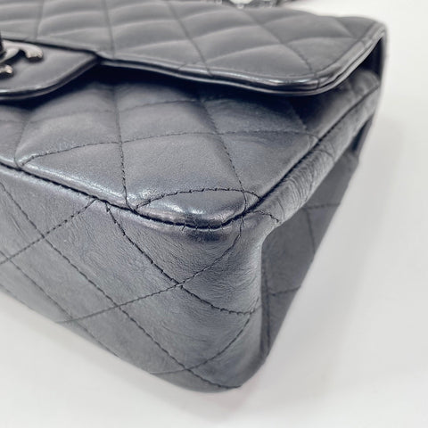 CHANEL Matelassé Shoulder Bag black WS30032