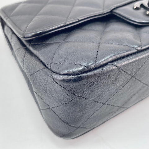 CHANEL Matelassé Shoulder Bag black WS30032