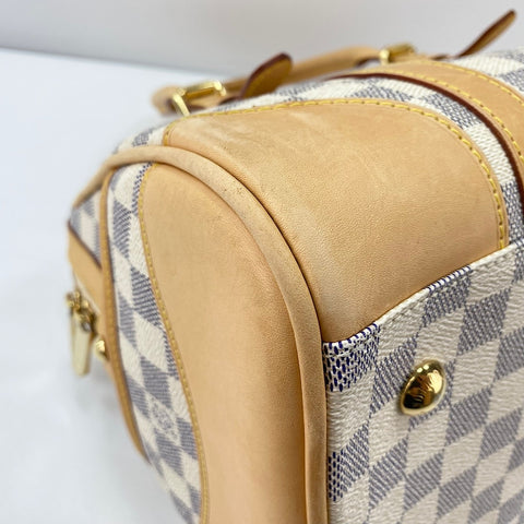 LOUIS VUITTON Berkeley Handbag white WS30050