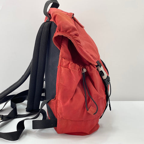 PRADA Sac à dos · Sac à dos Rouge WS30060