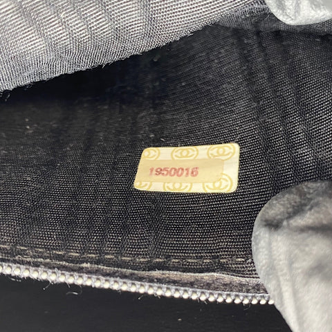 CHANEL Matelassé 23 Sac à bandoulière noir WS30066