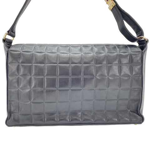 CHANEL Chocolate Bar 30 Umhängetasche schwarz WS30067