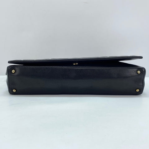 CHANEL Chocolate Bar 30 Umhängetasche schwarz WS30067