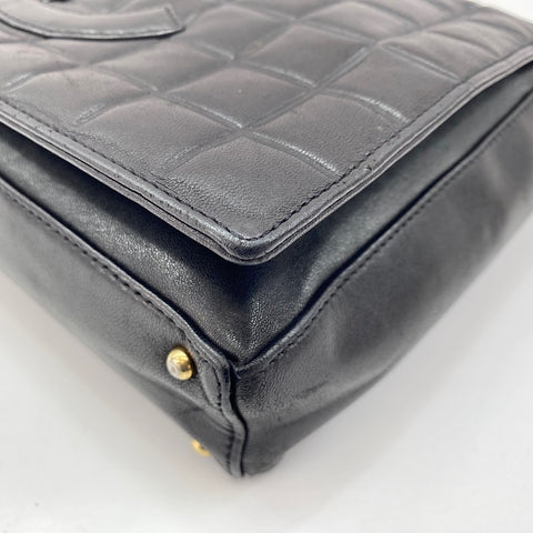 CHANEL Chocolate Bar 30 Umhängetasche schwarz WS30067
