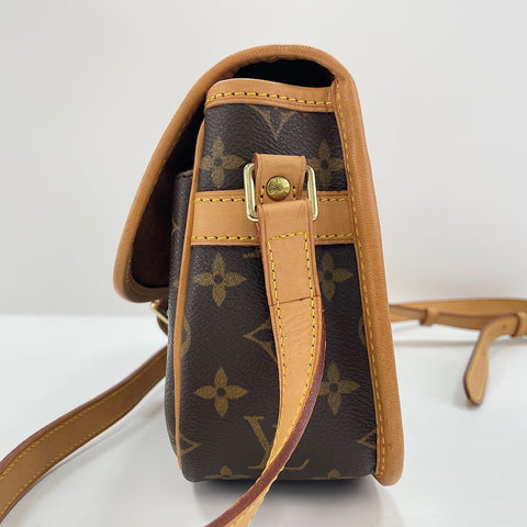 LOUIS VUITTON Sologne Shoulder Bag Brown WS30071