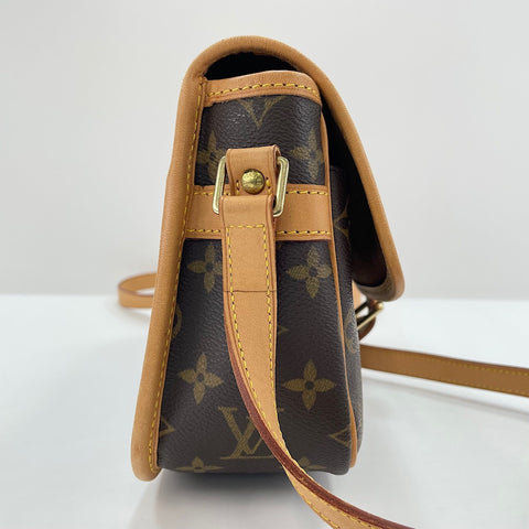 LOUIS VUITTON Sologne Shoulder Bag Brown WS30071