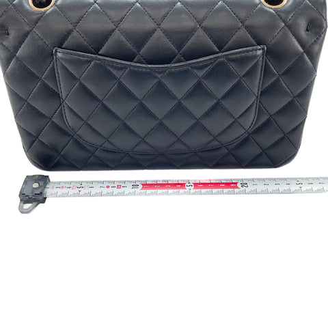 CHANEL Matelassé Umhängetasche schwarz WS30072