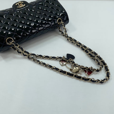 CHANEL Matelassé 25 Umhängetasche schwarz WS30073