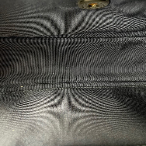 CHANEL Matelassé 25 Umhängetasche schwarz WS30073