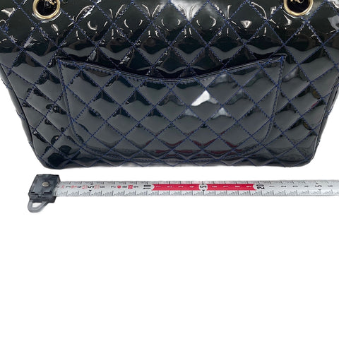 CHANEL Matelassé 25 Umhängetasche schwarz WS30073