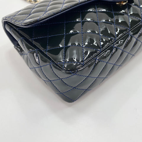 CHANEL Matelassé 25 Umhängetasche schwarz WS30073