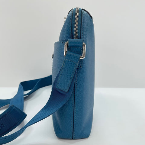 LOUIS VUITTON Grigori Messenger PM Umhängetasche blau WS30084