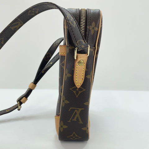 LOUIS VUITTON Donau Umhängetasche Braun WS30085