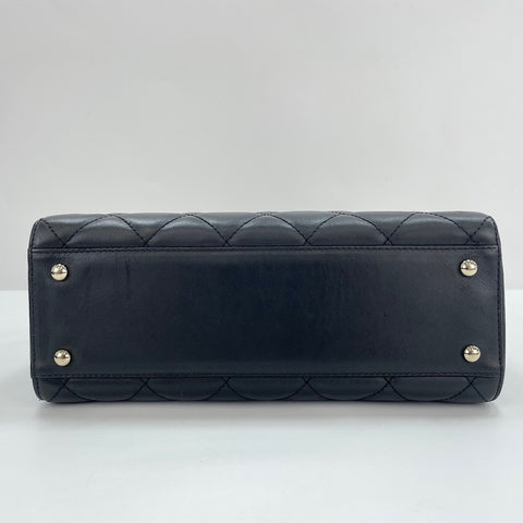CHANEL Matelassé Handbag black WS30112