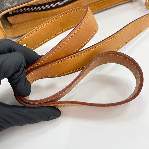 LOUIS VUITTON Hudson GM Shoulder Bag Brown WS30130