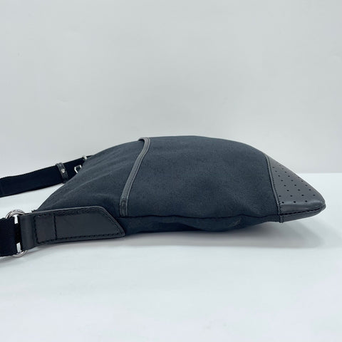 GUCCI Shoulder Bag black WS30136
