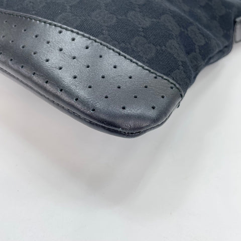 GUCCI Shoulder Bag black WS30136