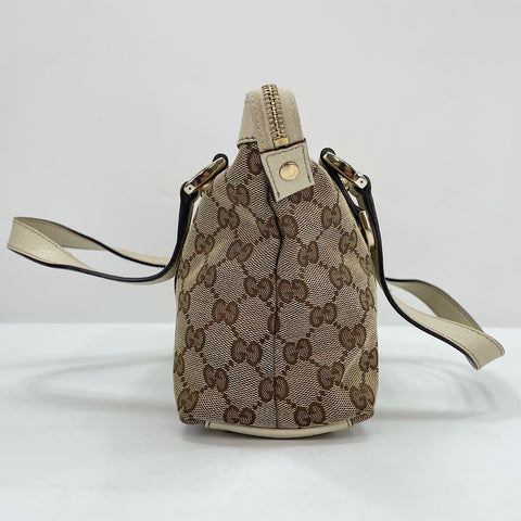 GUCCI Handbag beige WS30137