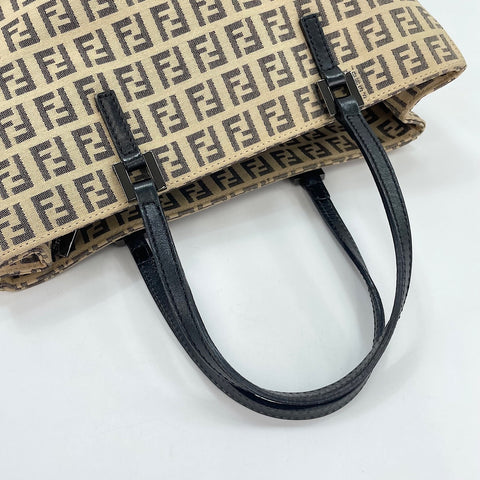 FENDI Zucchino Handbag beige WS30146