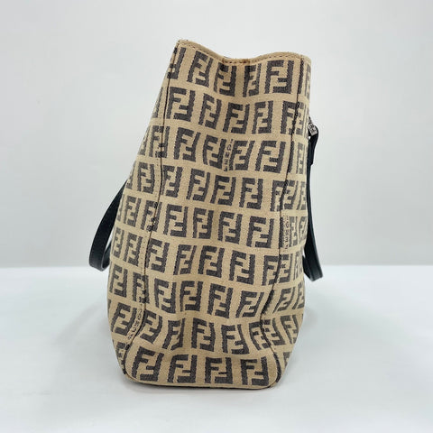 FENDI Zucchino Handbag beige WS30146