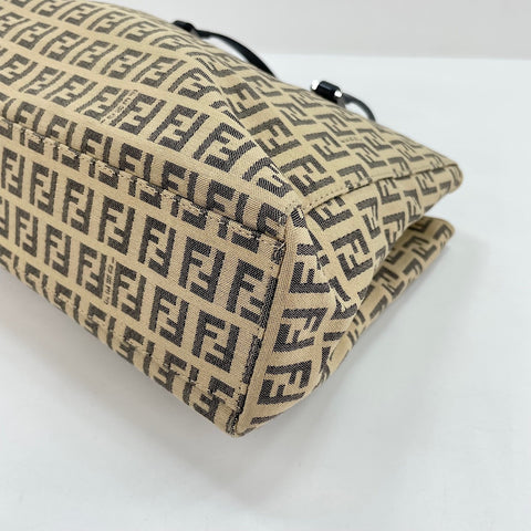 FENDI Zucchino Handbag beige WS30146