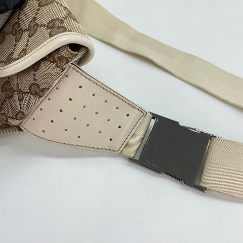 GUCCI Waist bag beige WS30151